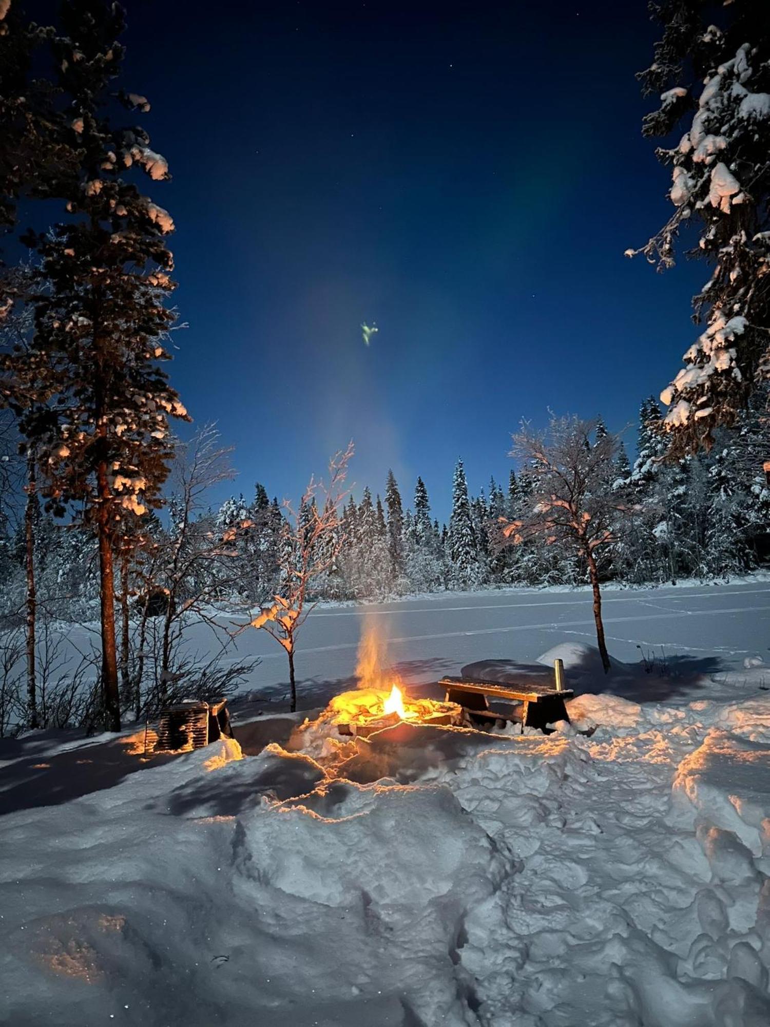 Camp Caroli Family House Villa Jukkasjarvi Bagian luar foto