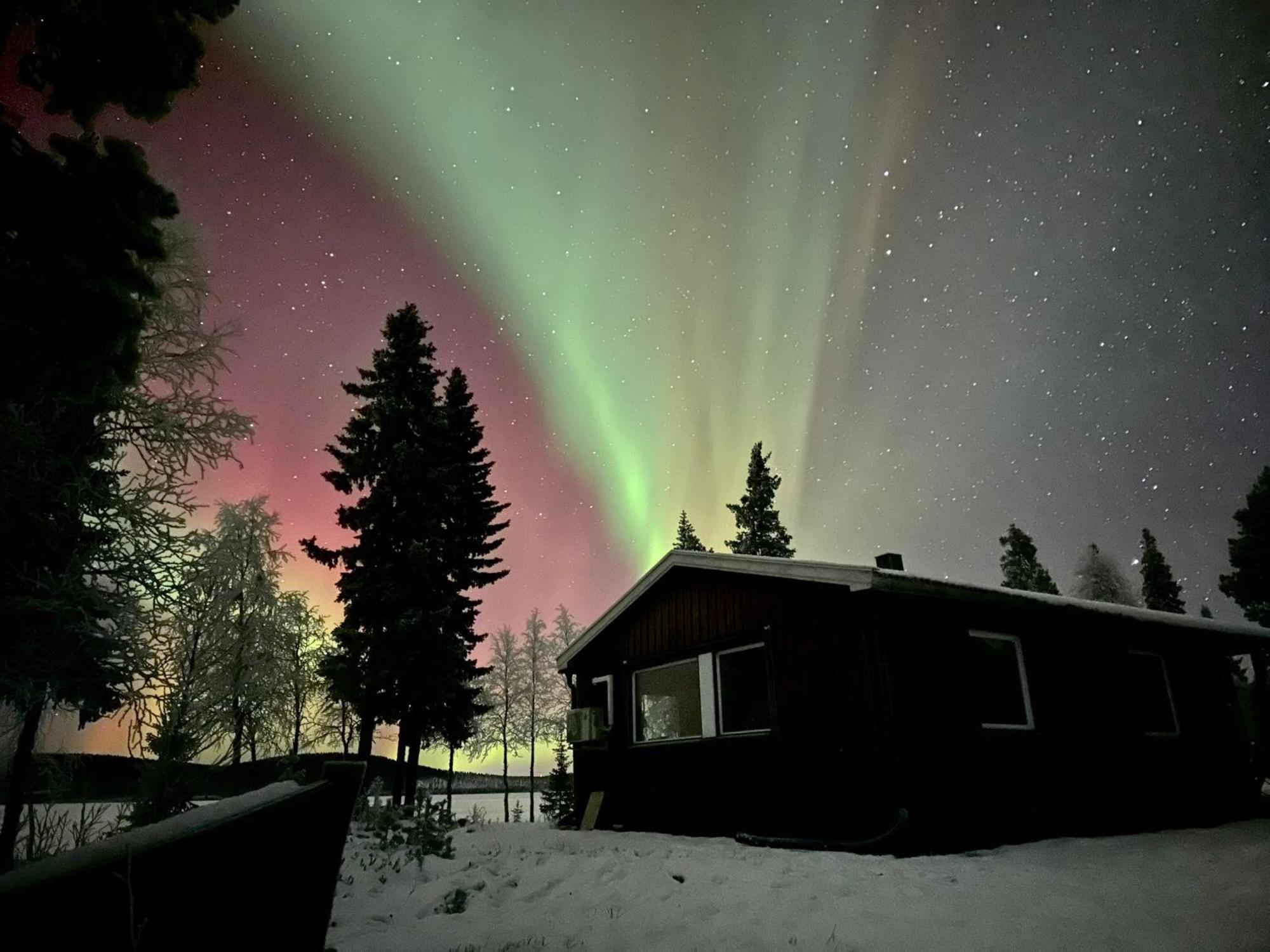 Camp Caroli Family House Villa Jukkasjarvi Bagian luar foto