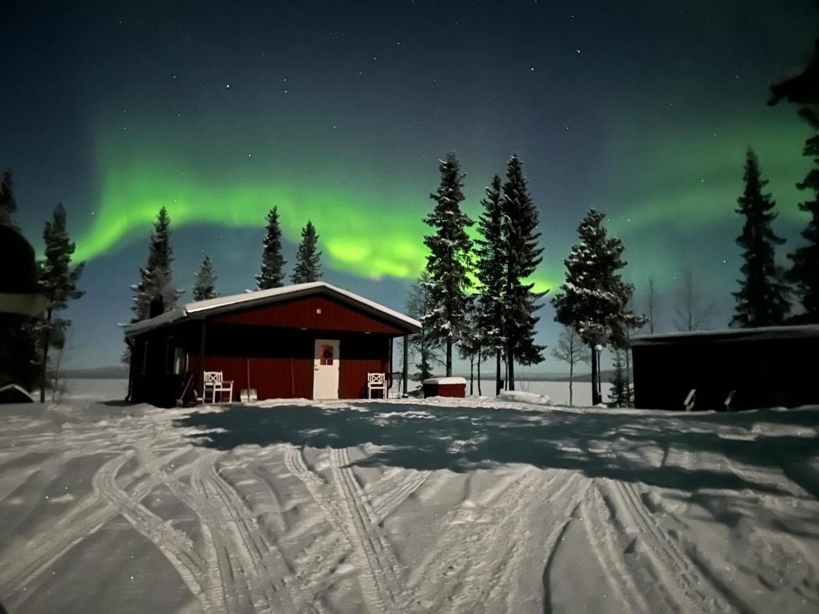 Camp Caroli Family House Villa Jukkasjarvi Bagian luar foto