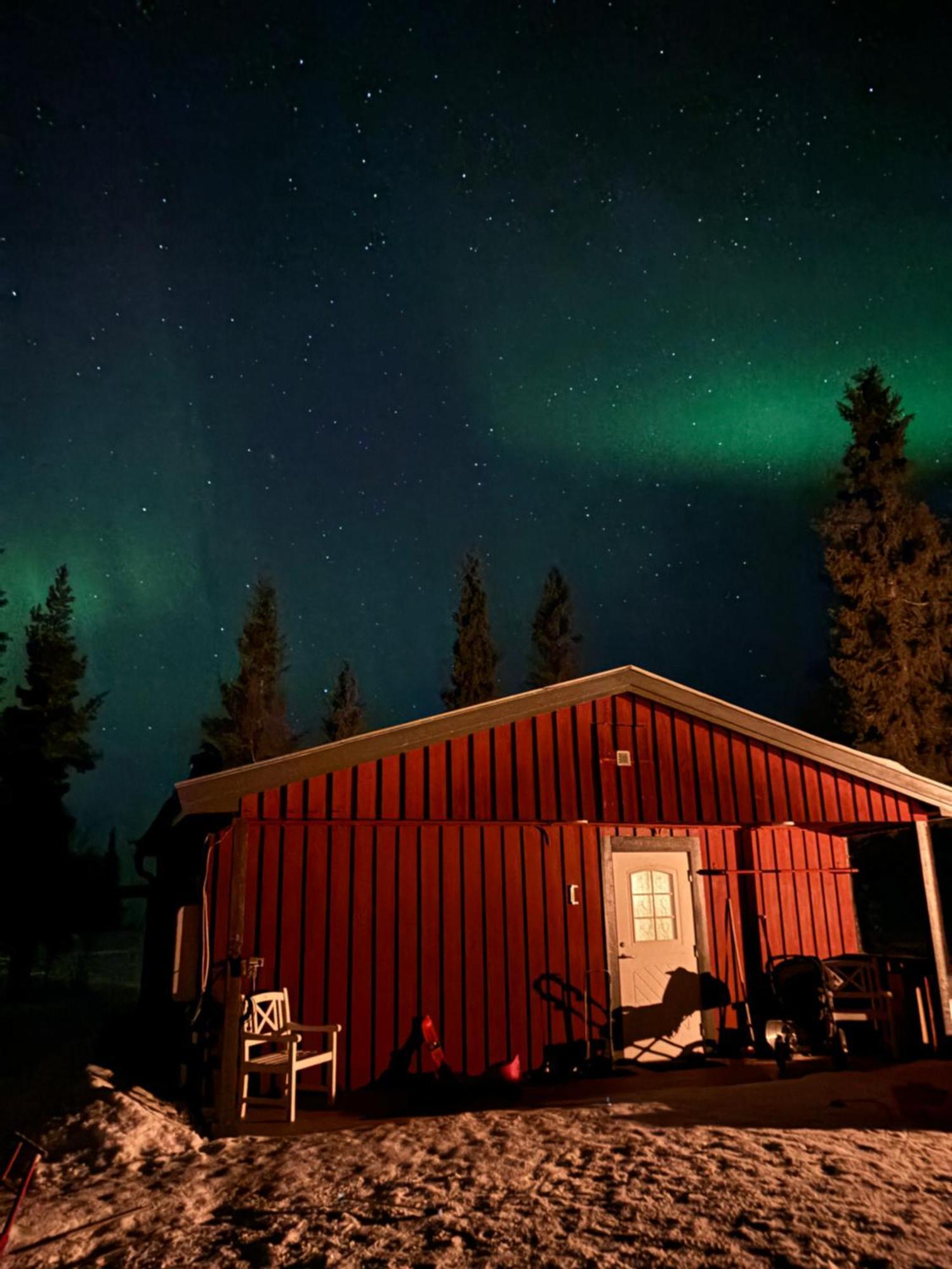 Camp Caroli Family House Villa Jukkasjarvi Bagian luar foto